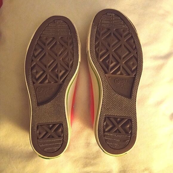 NEON CONVERSE LOW TOP ALL STARS - Picture 6 of 7